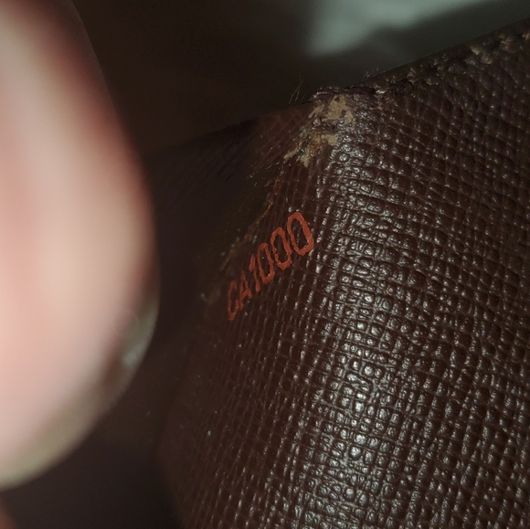 *Authentic* Louis vuitton monogram - Picture 5 of 12